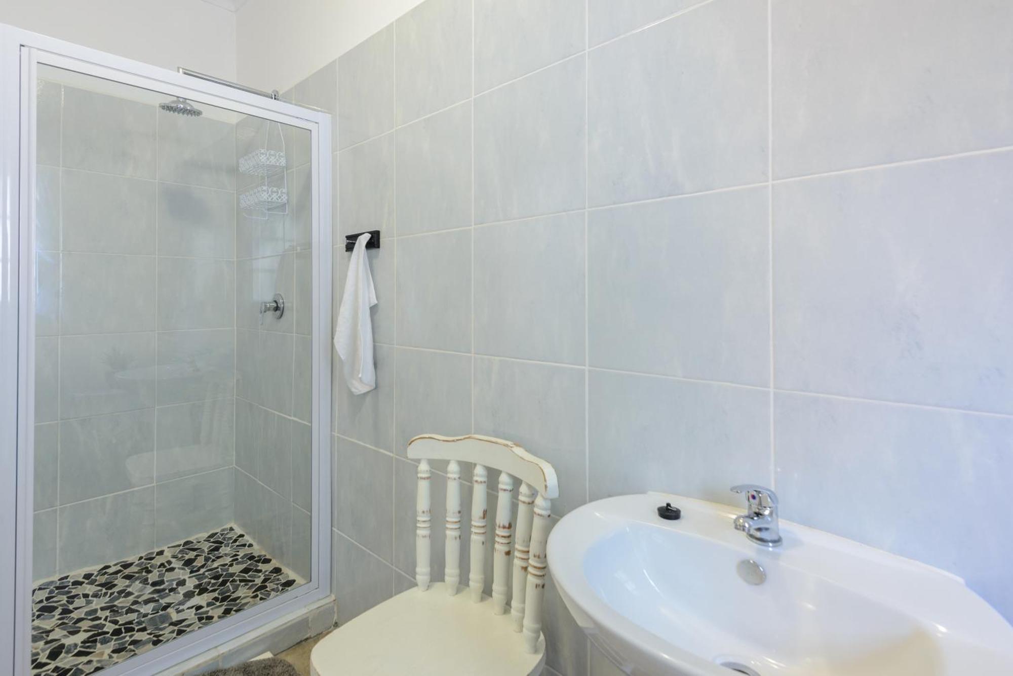 Zesty Guesthouse Порт-Эдвард Номер фото