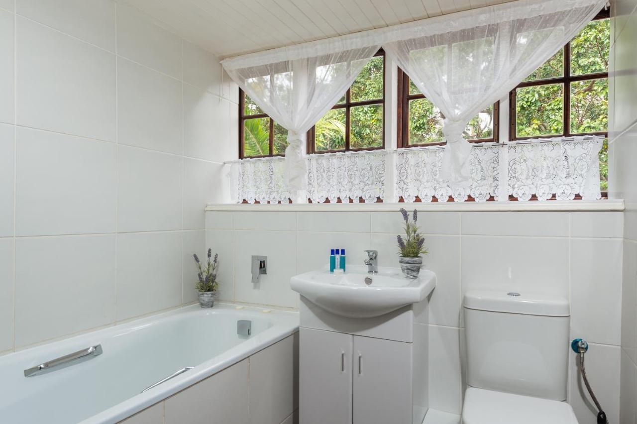 Zesty Guesthouse Порт-Эдвард Экстерьер фото