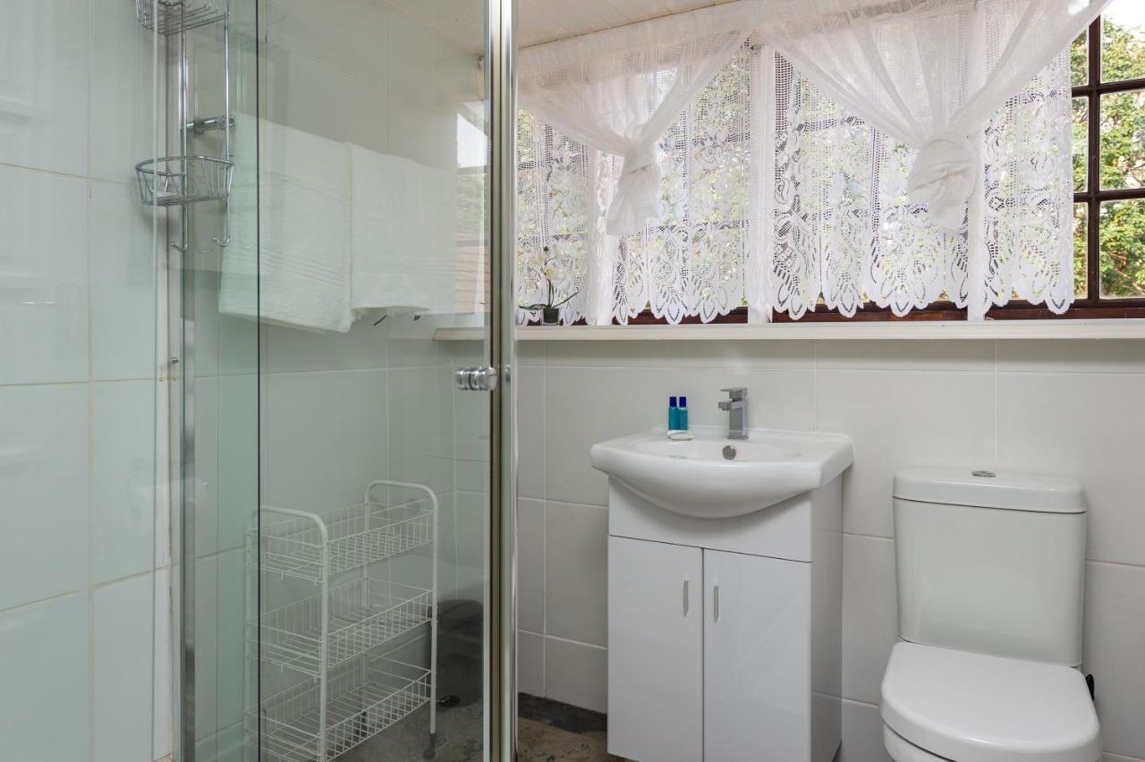 Zesty Guesthouse Порт-Эдвард Экстерьер фото